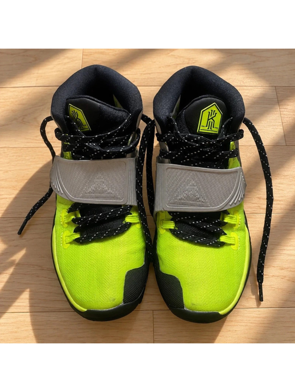 Nike Kyrie 6 Cross GS Volt Black Basketball Shoes 5.5Y Women's 7